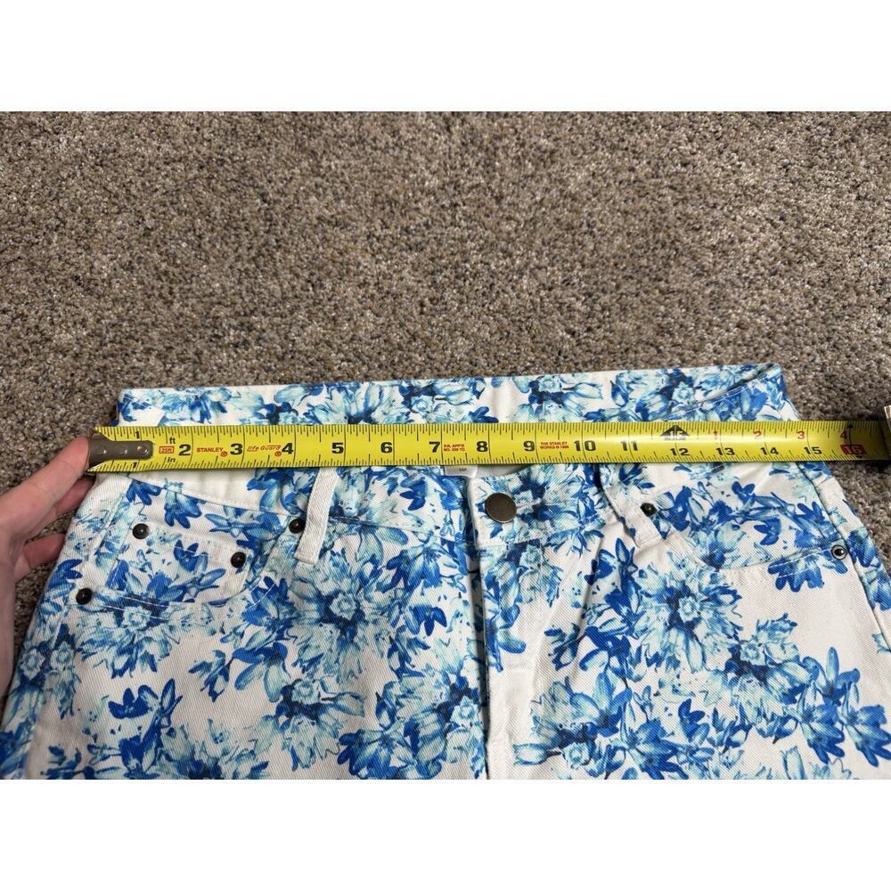 Garnet Hill Petite 4 (4P) Blue/White Floral Denim Slim 5-Pocket Jeans - Picture 6 of 6